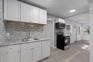 1831 Juno Rd, North Palm Beach, FL 33408 - Photo 13