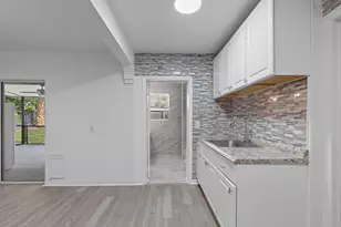 1831 Juno Rd, North Palm Beach, FL 33408 - Photo 15