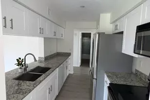 899 Riverside Dr, Coral Springs, FL 33071 - Photo 13