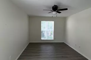 899 Riverside Dr, Coral Springs, FL 33071 - Photo 25