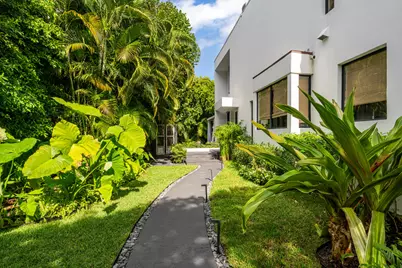 423 Chilean Avenue, Palm Beach, FL 33480 - Photo 3