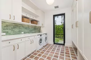 302 E Lakewood Rd, West Palm Beach, FL 33405 - Photo 31