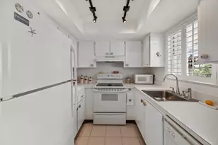 2929 SE Ocean Blvd, Stuart, FL 34996 - Photo 7