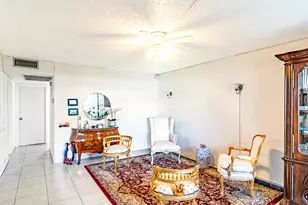 213 Fanshaw F, Boca Raton, FL 33434 - Photo 3