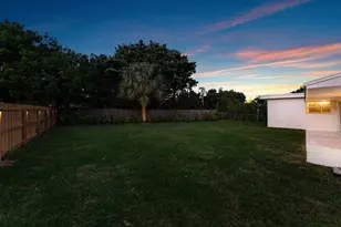 2433 Palm Rd, West Palm Beach, FL 33406 - Photo 45