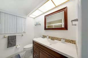 2102 NE 68th St, Fort Lauderdale, FL 33308 - Photo 17