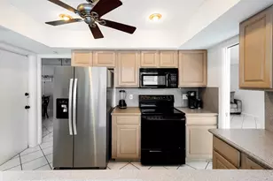 2102 NE 68th St, Fort Lauderdale, FL 33308 - Photo 7
