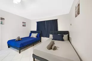 2102 NE 68th St, Fort Lauderdale, FL 33308 - Photo 9