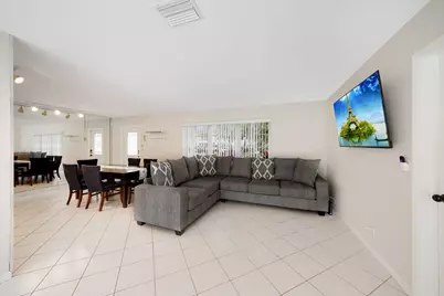 2102 NE 68th Street, Fort Lauderdale, FL 33308 - Photo 11