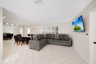 2102 NE 68th St, Fort Lauderdale, FL 33308 - Photo 11