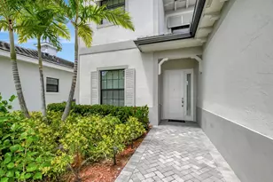 2848 Gin Berry Way, West Palm Beach, FL 33401 - Photo 3