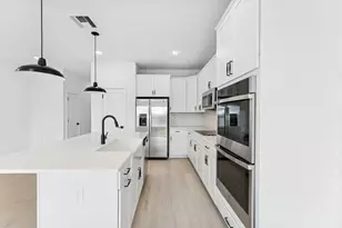 174 SE Birch Ter, Stuart, FL 34997 - Photo 7