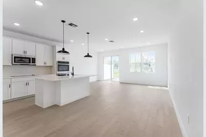 174 SE Birch Terrace #207, Stuart, FL 34997 - Photo 5