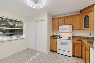 26 Abbey Ln, Delray Beach, FL 33446 - Photo 13