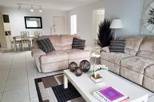 4661 Fountains Dr S, Lake Worth, FL 33467 - Photo 11