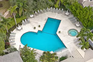 2608 Fairway Dr N, Jupiter, FL 33477 - Photo 19