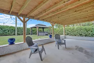 727 S Fernwood Dr S, West Palm Beach, FL 33405 - Photo 41