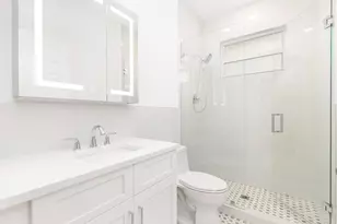 3317 Embassy Dr, West Palm Beach, FL 33401 - Photo 21