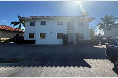 817 E Hillsboro Boulevard, Deerfield Beach, FL 33441 - Photo 5