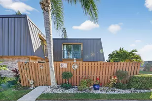 5773 SE Windsong Ln, Stuart, FL 34997 - Photo 1