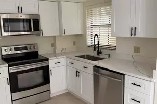 13505 Fountain View Blvd, Wellington, FL 33414 - Photo 9