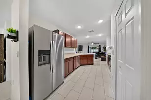 949 SW Fisherman Ave, Port Saint Lucie, FL 34953 - Photo 13