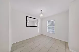 949 SW Fisherman Ave, Port Saint Lucie, FL 34953 - Photo 7