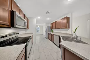 949 SW Fisherman Ave, Port Saint Lucie, FL 34953 - Photo 11