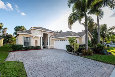 665 SW Lake Charles Circle, Port Saint Lucie, FL 34986 - Photo 3