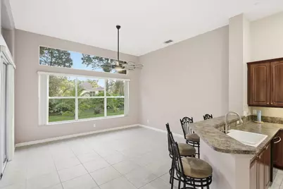 665 SW Lake Charles Circle, Port Saint Lucie, FL 34986 - Photo 9