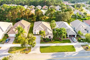 665 SW Lake Charles Cir, Port Saint Lucie, FL 34986 - Photo 47