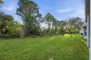 665 SW Lake Charles Cir, Port Saint Lucie, FL 34986 - Photo 39