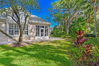 1567 SW Harbour Isles Circle, Port Saint Lucie, FL 34986 - Photo 31