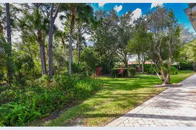 1567 SW Harbour Isles Circle, Port Saint Lucie, FL 34986 - Photo 31