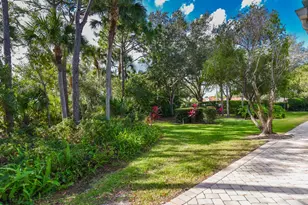 1567 SW Harbour Isles Cir, Port Saint Lucie, FL 34986 - Photo 31