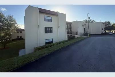 2050 Oleander Boulevard #7-106, Fort Pierce, FL 34950 - Photo 11