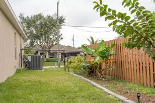 2108 SW Monterrey Ln, Port Saint Lucie, FL 34953 - Photo 15