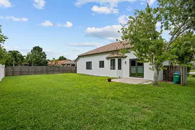 8985 NW 45th Court, Coral Springs, FL 33065 - Photo 29