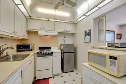 449 Dover C, West Palm Beach, FL 33417 - Photo 11