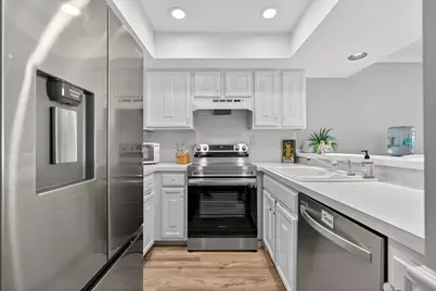 390 NE Edgewater Drive #403, Stuart, FL 34996 - Photo 11