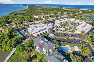 390 NE Edgewater Dr, Stuart, FL 34996 - Photo 31