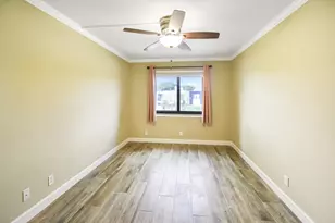 102 Woodland Rd, Palm Springs, FL 33461 - Photo 35