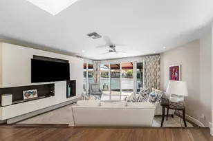 811 Palm Trail, Delray Beach, FL 33483 - Photo 7