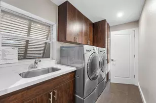 811 Palm Trail, Delray Beach, FL 33483 - Photo 33