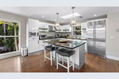 811 Palm Trail, Delray Beach, FL 33483 - Photo 13