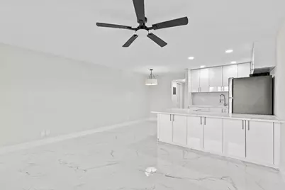 17 Andover A, West Palm Beach, FL 33417 - Photo 3