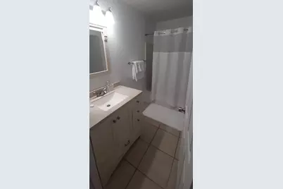 815 W Boynton Beach Boulevard #15-204, Boynton Beach, FL 33426 - Photo 11