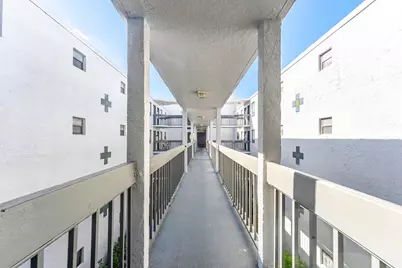 1820 N Congress Avenue #304, West Palm Beach, FL 33401 - Photo 3