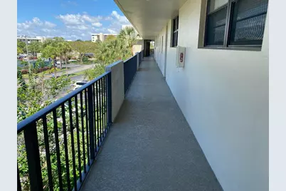 2420 Deer Creek Country Club Boulevard #302-d, Deerfield Beach, FL 33442 - Photo 3