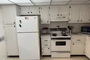 2420 Deer Creek Country Club Blvd, Deerfield Beach, FL 33442 - Photo 9